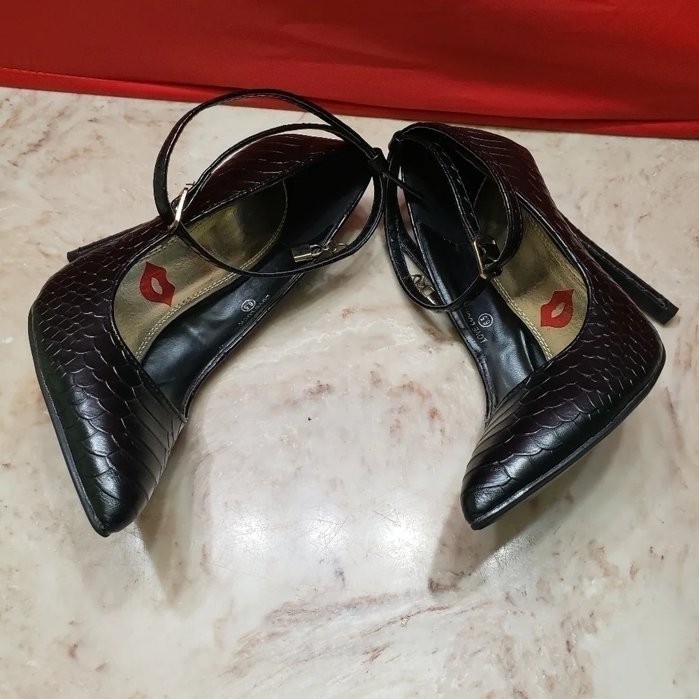 Heel shows Love lock Red Kiss blak 6.5 - Picture 3 of 9